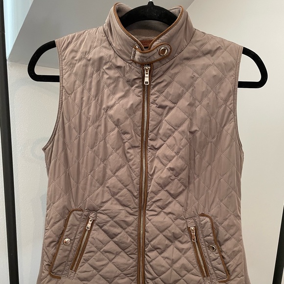 Zara riding vest - Picture 2 of 3